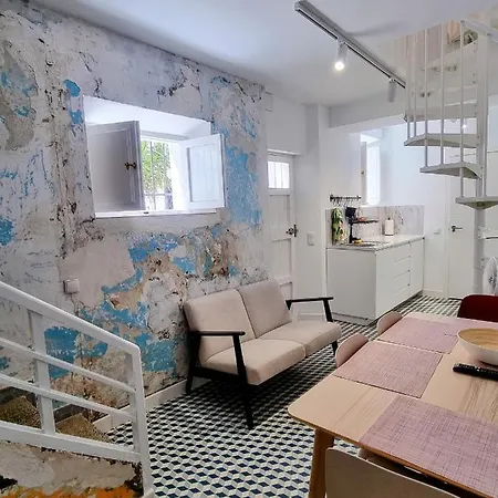 Holiday home A Tiro De Piedra Del Castillo / A Stone's Throw From The Castle