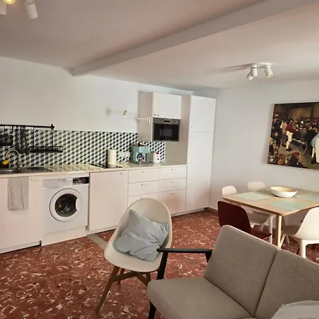 A Tiro De Piedra Del Castillo / A Stone's Throw From The Castle Holiday home *